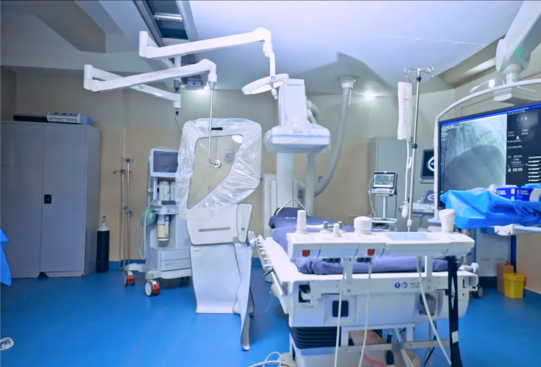 Cardiac imaging equipment in the Case Hospital Cath Lab